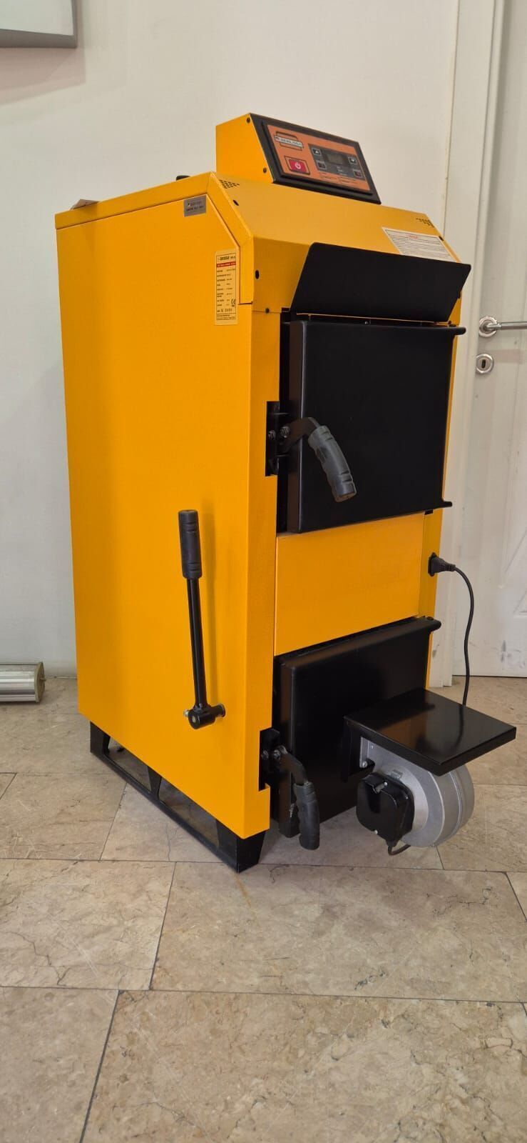 Katı Yakıt Kazanı – Yüksek Verimli Isıtma Çözümü  70   KW